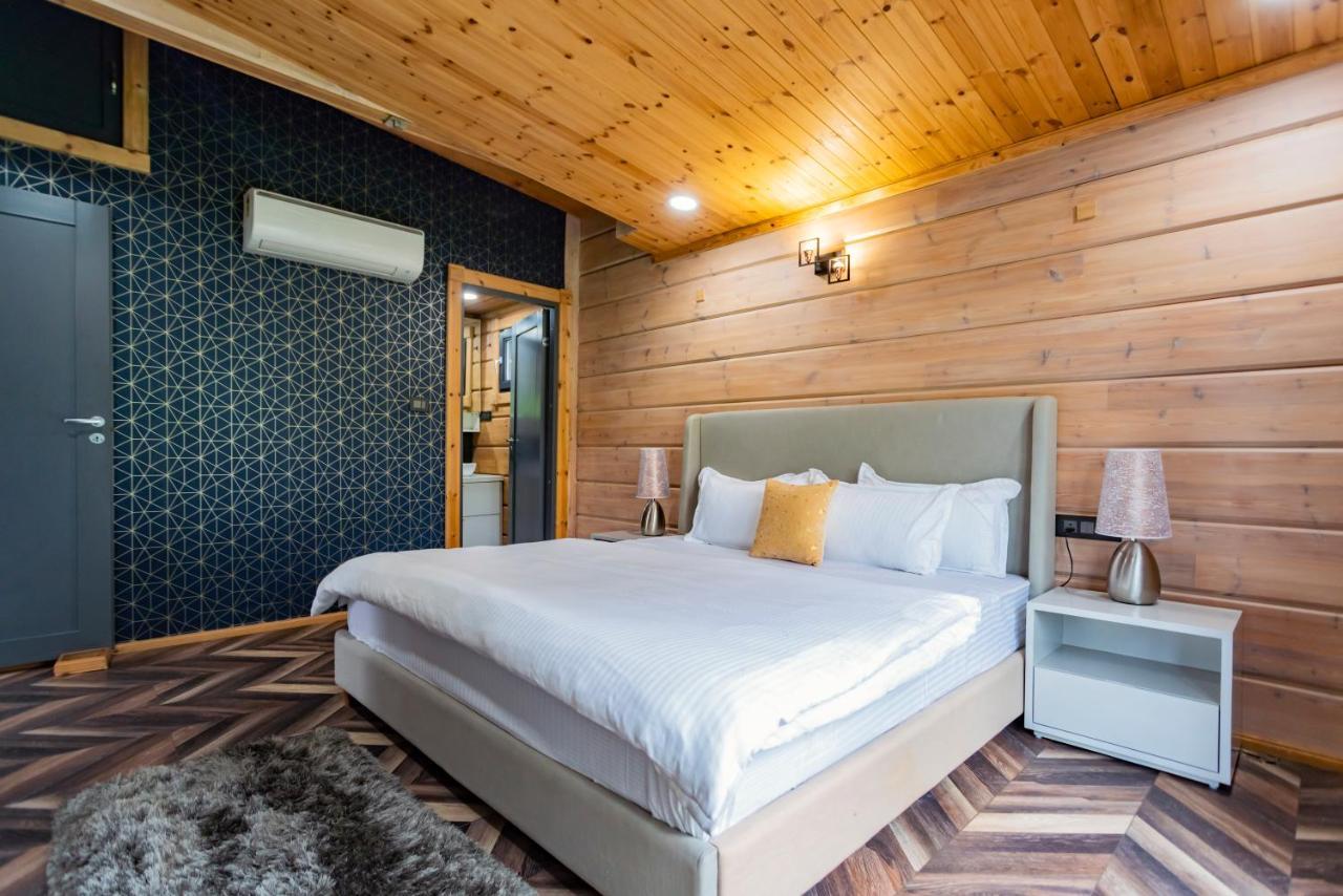 Saffronstays Paradise Pines, Dehradun - Cliff Villa With Valley & Forest Views Extérieur photo