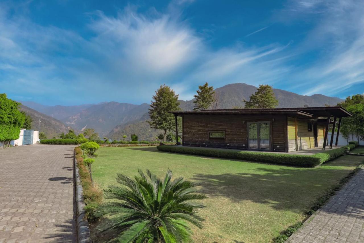 Saffronstays Paradise Pines, Dehradun - Cliff Villa With Valley & Forest Views Extérieur photo